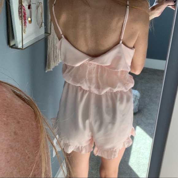 Pink romper - Picture 3 of 3